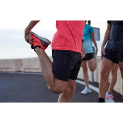 ADEMEND HARDLOOPSHIRT VOOR HEREN CARE KORTE MOUWEN LIMITED EDITION -Draag Straal ademend hardloopshirt voor heren care korte mouwen rood limited edition 10