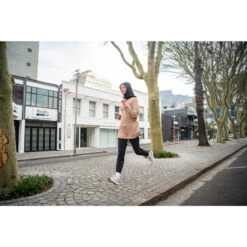 Kalenji Ademende Hardloopbroek Voor Heren Dry 500 Zwart -Draag Straal ademende hardloopbroek voor heren dry 500 zwart 7