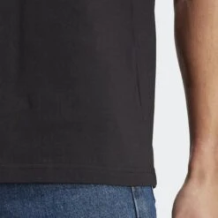 ADIDAS Manchester United Graphic T-shirt 11 ADIDAS Manchester United Graphic T-shirt -Draag Straal manchester united graphic t shirt 4