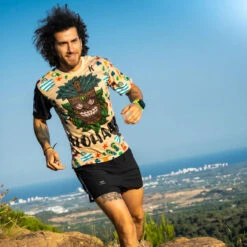 RUNNING SHIRT #SANDBEACH Voor HEREN - KAMUABU Zandkleur 90grs -Draag Straal running shirt sandbeach voor heren kamuabu zandkleur 90grs 3