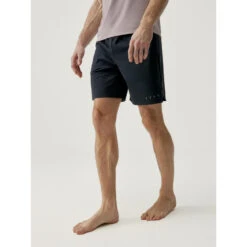 Born Living Yoga Sportshort Voor Heren Van Hoogwaardige Stof