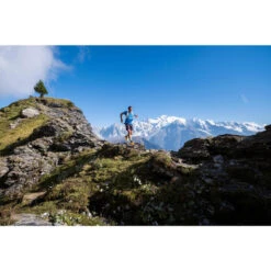 T-SHIRT MET KORTE MOUWEN VOOR TRAILRUNNING HEREN PERF -Draag Straal t shirt met korte mouwen voor trailrunning heren perf blauw 6