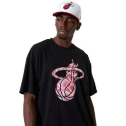 NEW ERA T-shirt Miami Heat NBA Infill Logo -Draag Straal t shirt miami heat nba infill logo 3