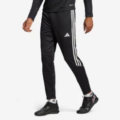ADIDAS Trainingsbroek Voor Volwassenen Tiro 23 Club Zwart -Draag Straal trainingsbroek voor volwassenen tiro 23 club zwart 3