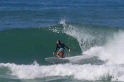 Uv-werende Rashguard Voor Surfen Heren 900 Lange Mouwen Zwart -Draag Straal uv werende rashguard voor surfen heren 900 lange mouwen zwart 17